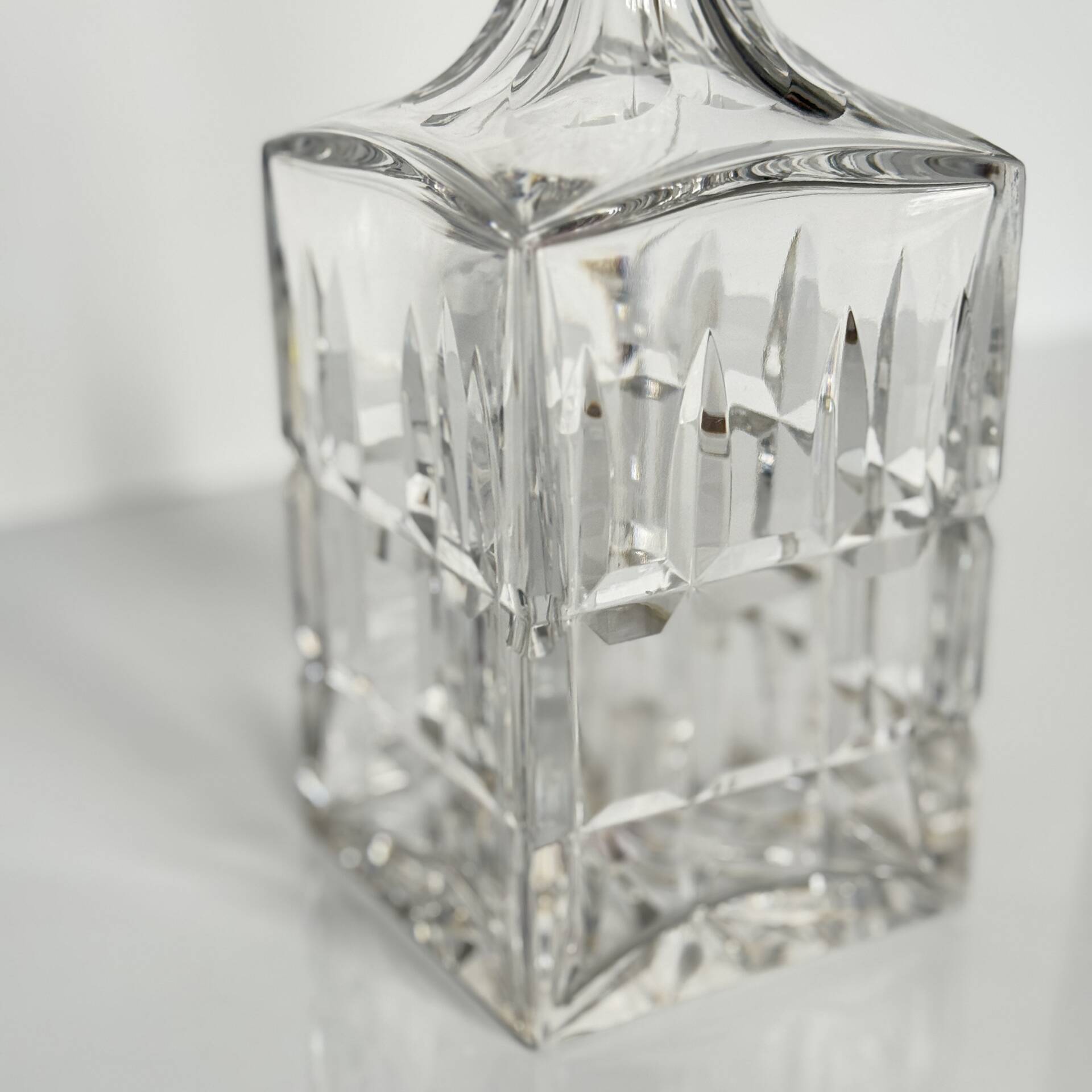 Crystal carafe Saint Louis