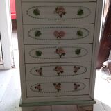 Chiffonier