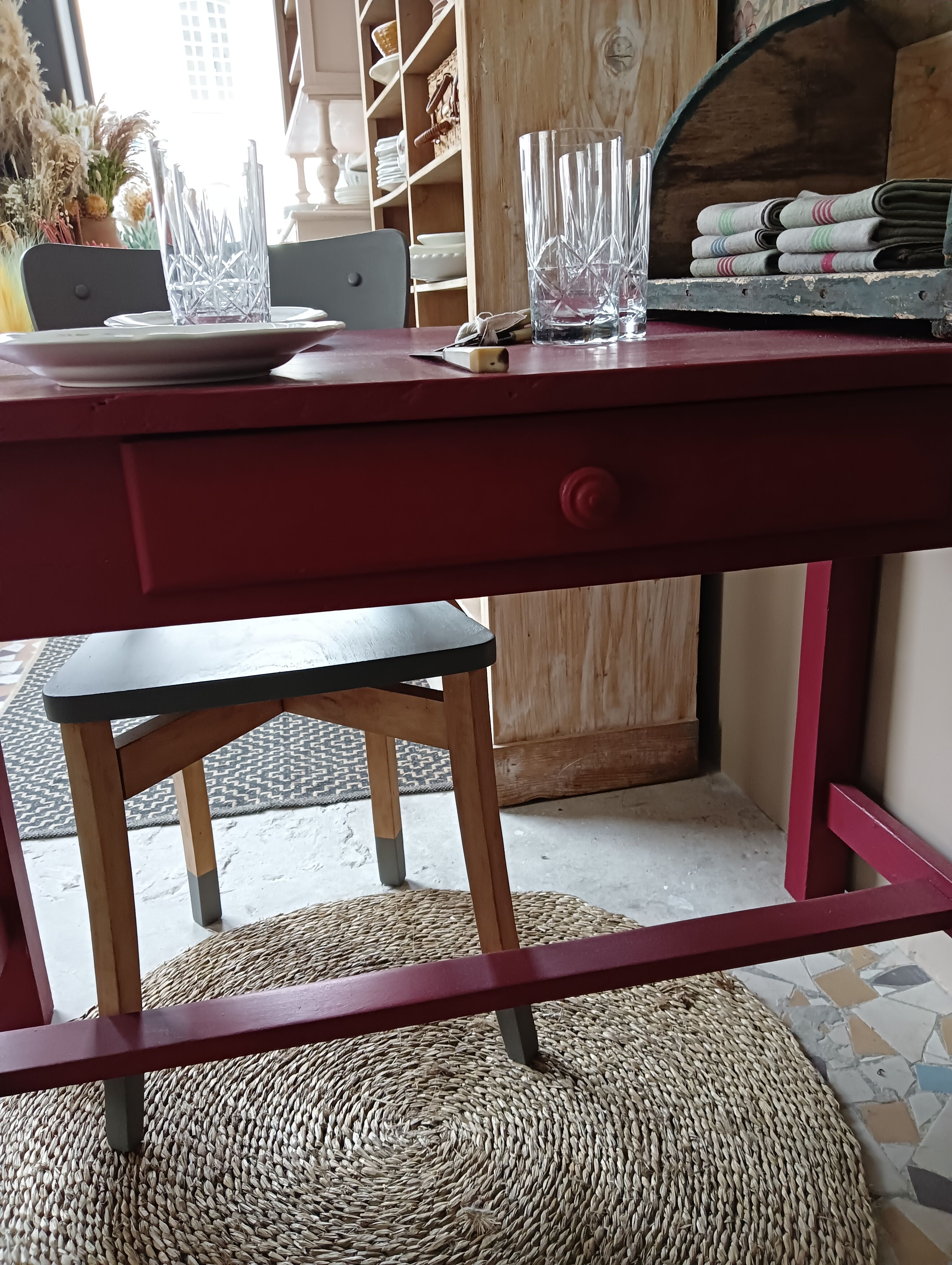 Farm table