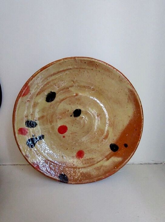 Decorated terracotta duo of dishes