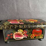 Jewelry box
