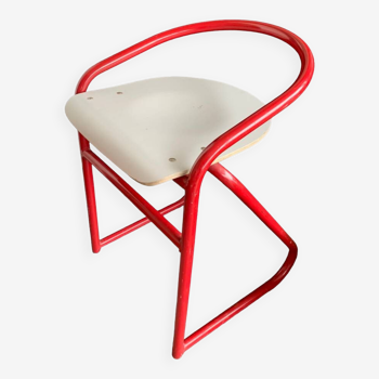 Chaise vintage rouge et blanche