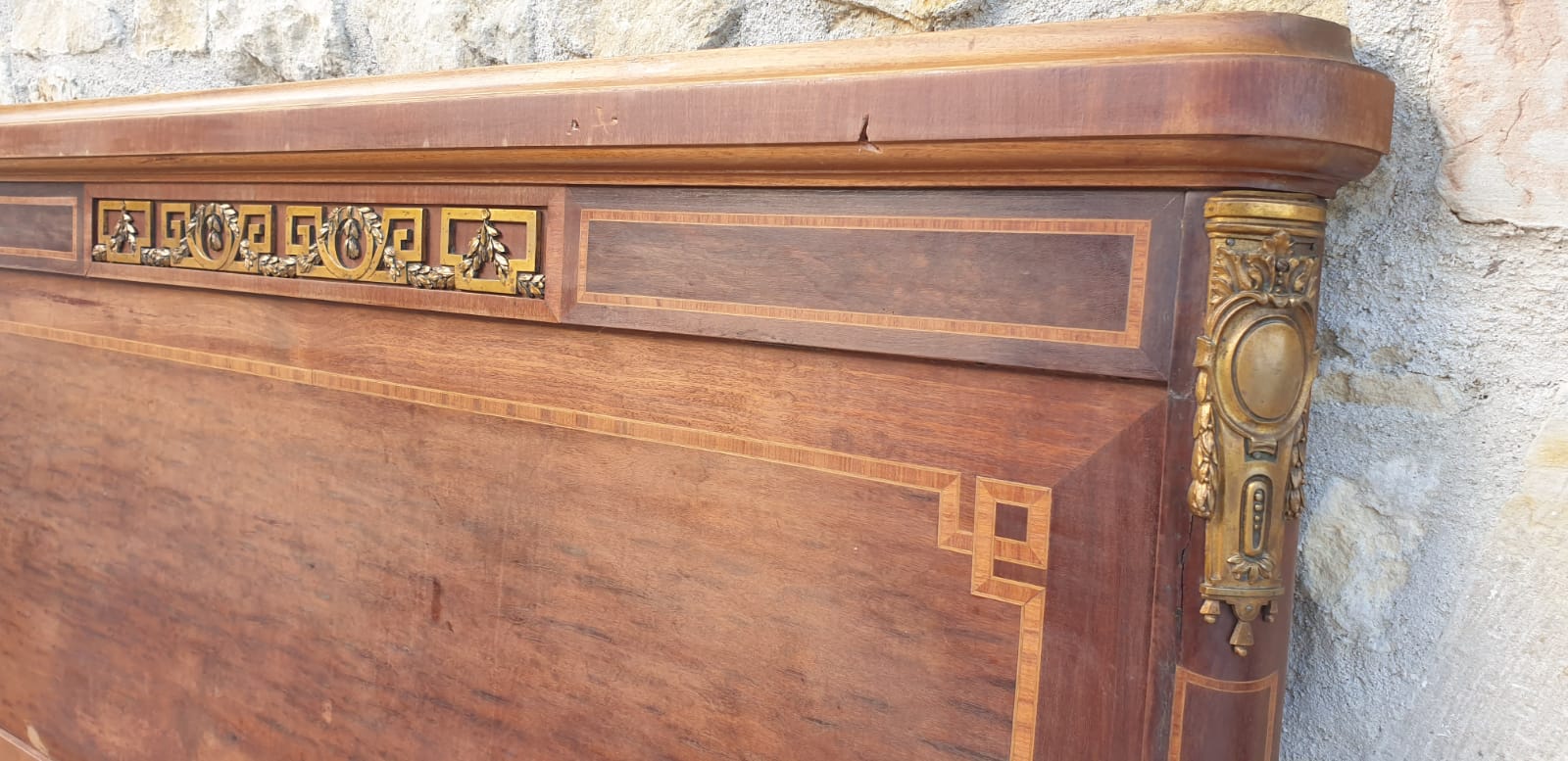 Old wooden bed 140 headboard