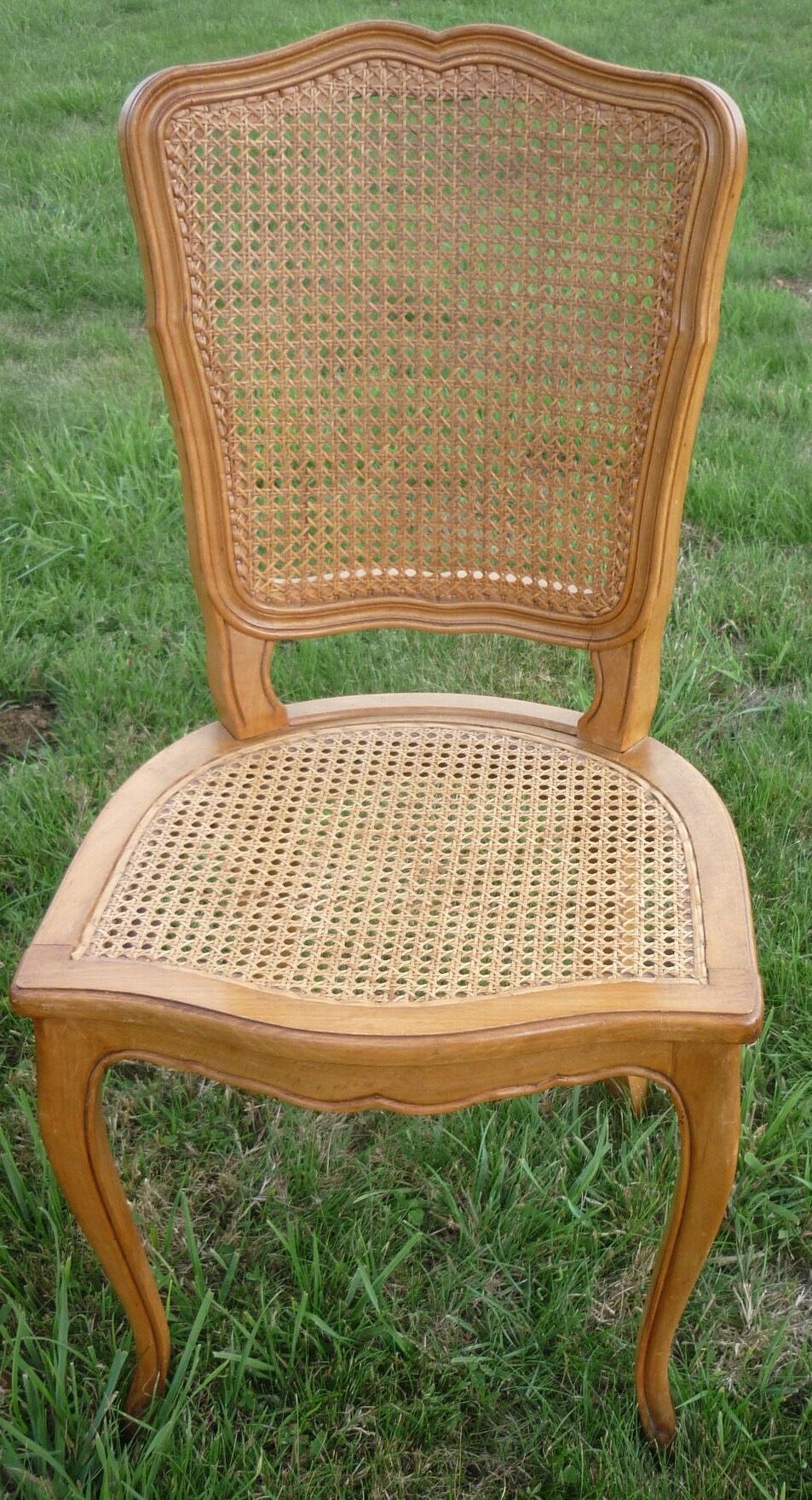 Chaise en bois et cannages vintage