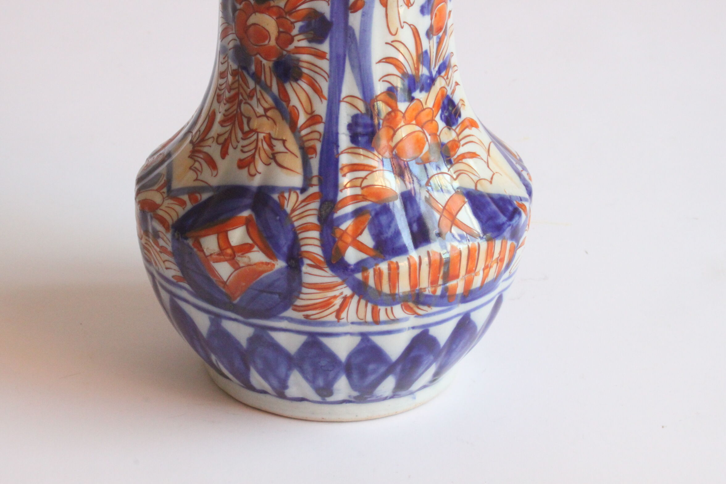 Japanese Imari porcelain vase, 19th century