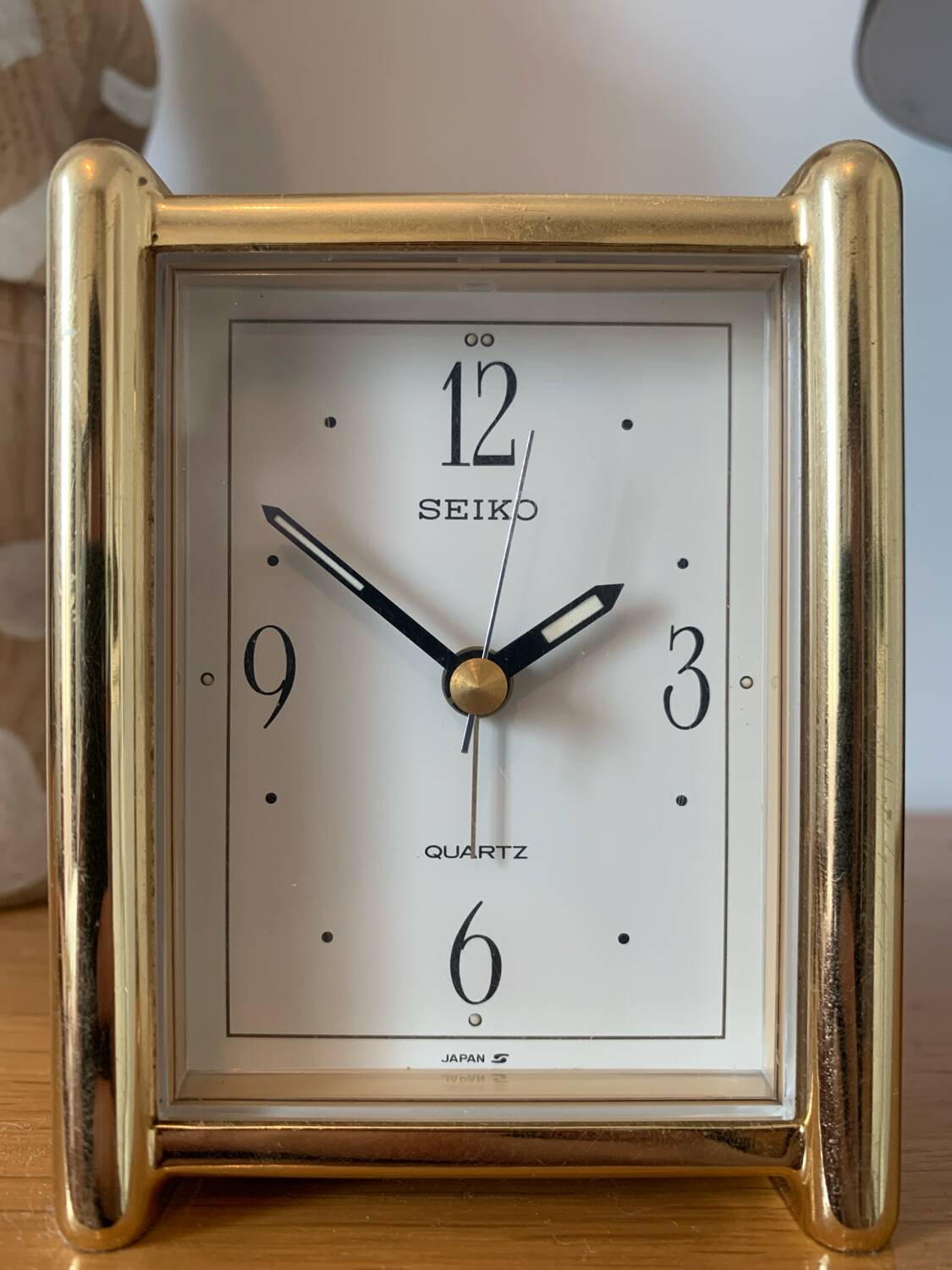Seiko vintage gold quartz alarm clock