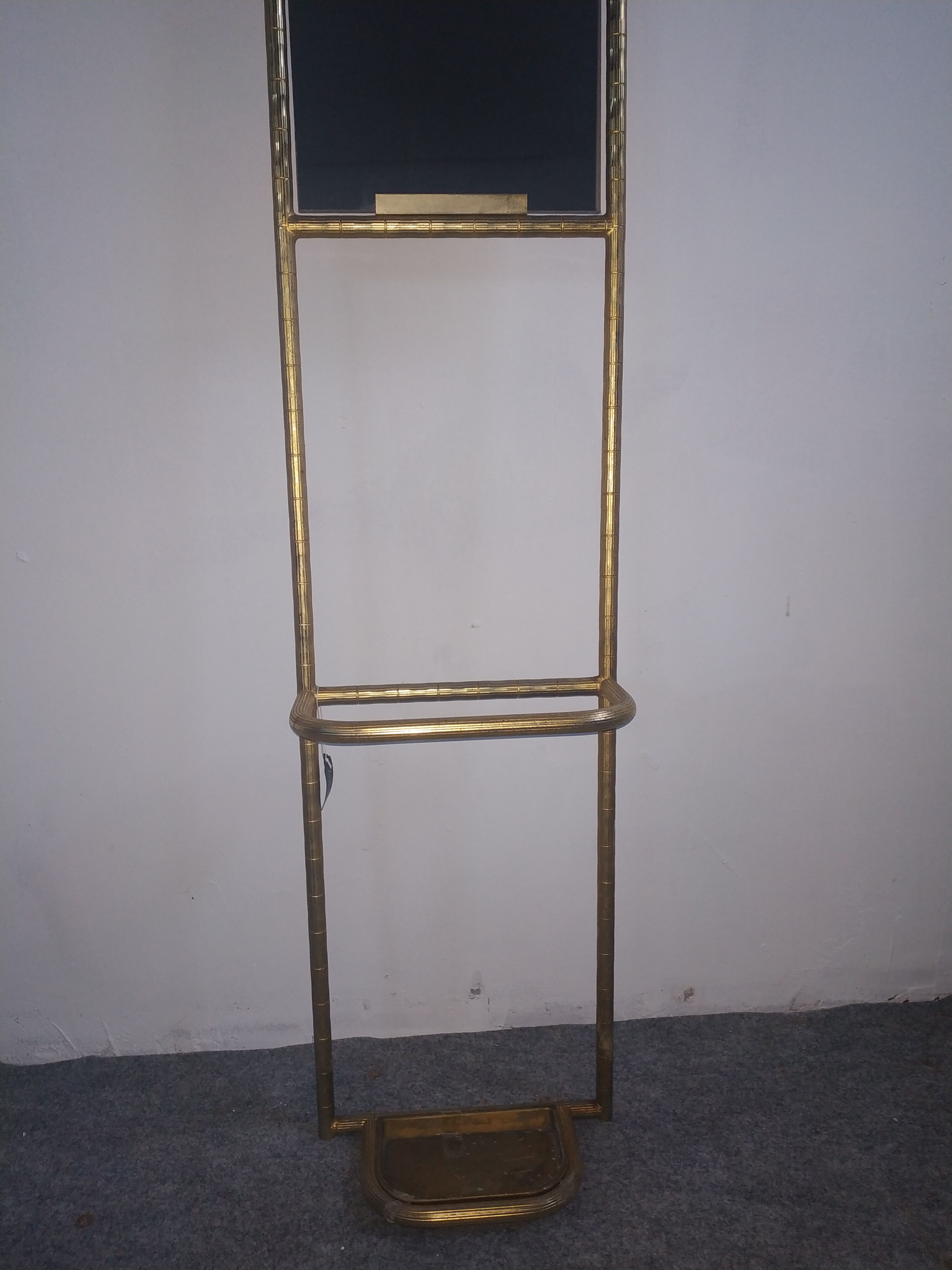 Cloakroom, coat rack