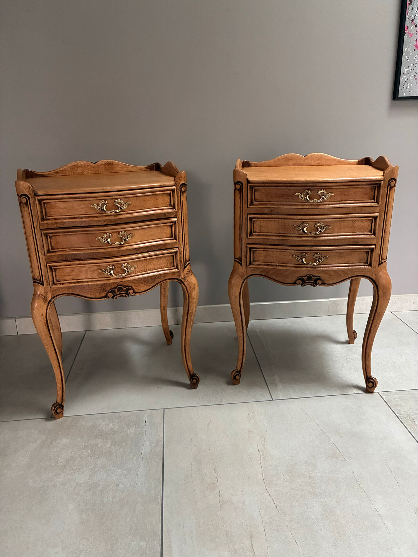 Bedside table