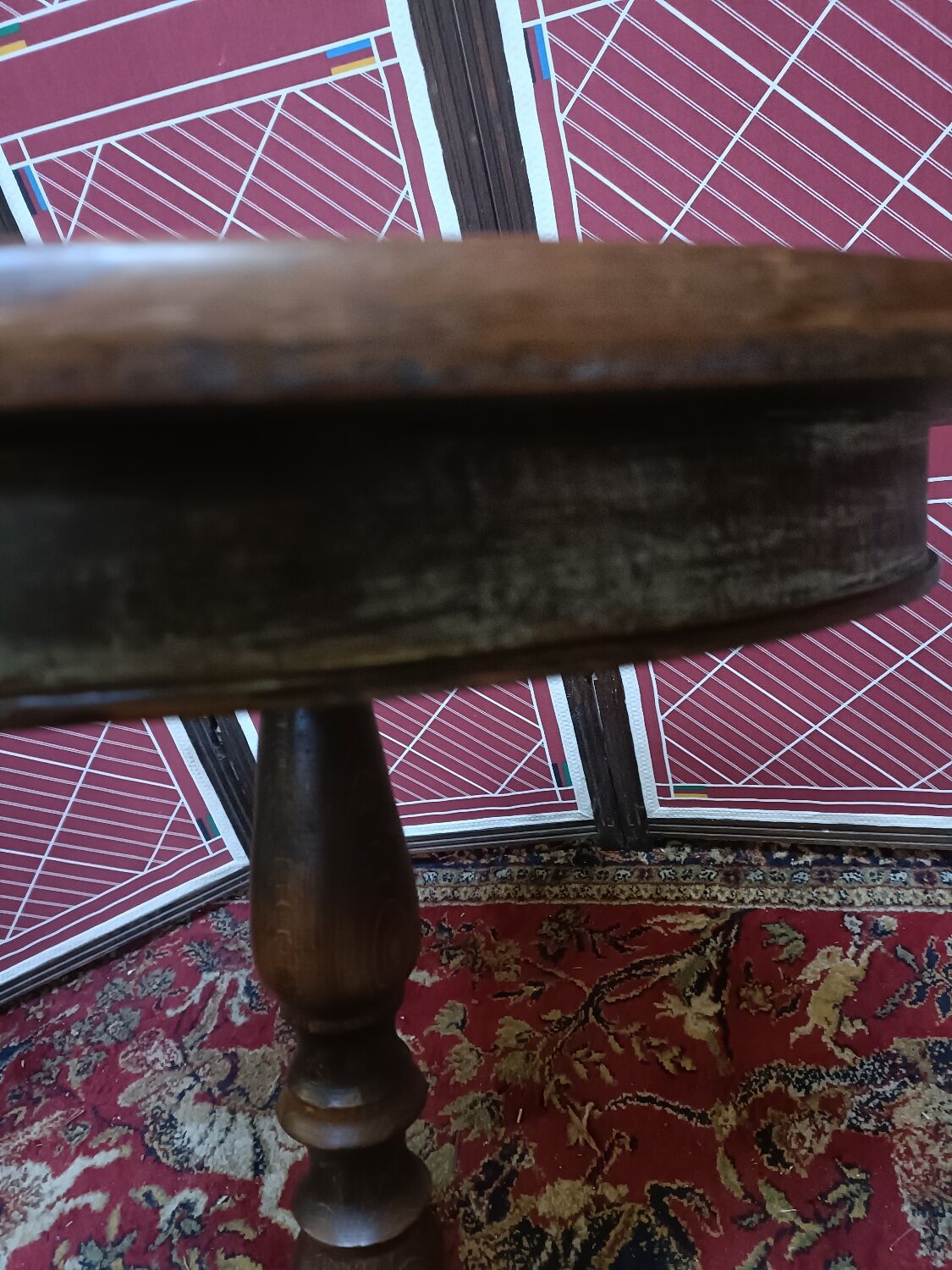 Pedestal table chessboard inlaid old pegs and staples
