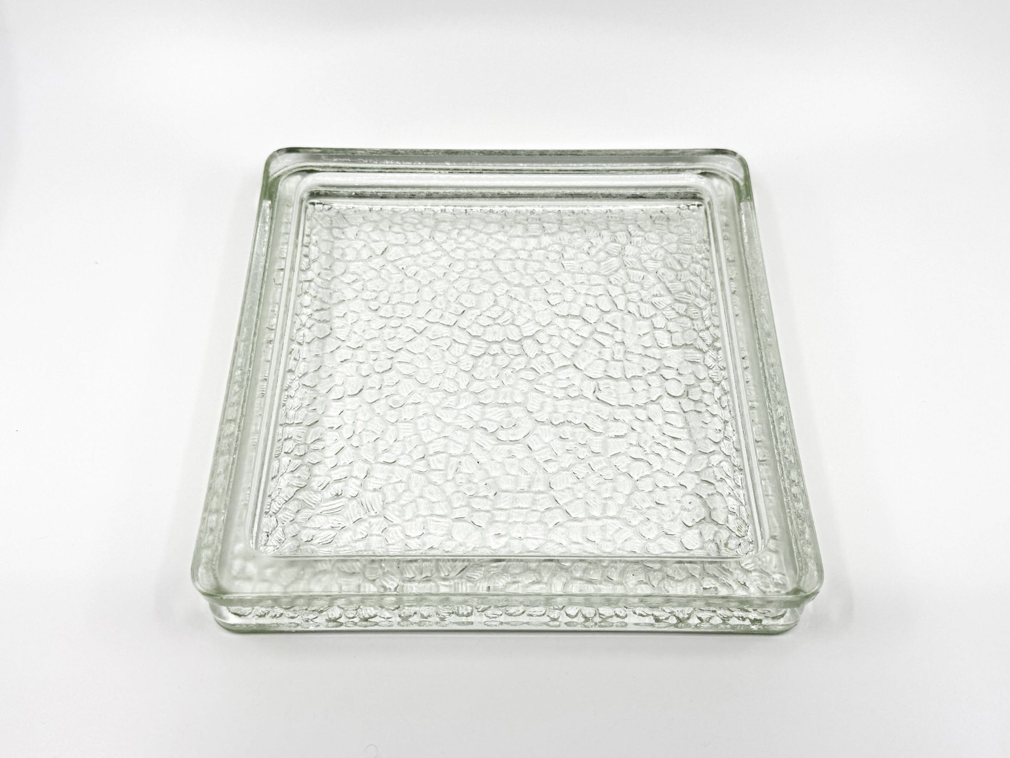 Nevada molded glass pocket emptier • Saint-Gobain • 1950