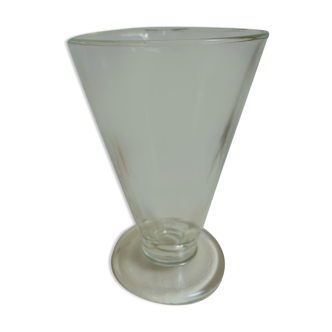 Kitchen measuring glass