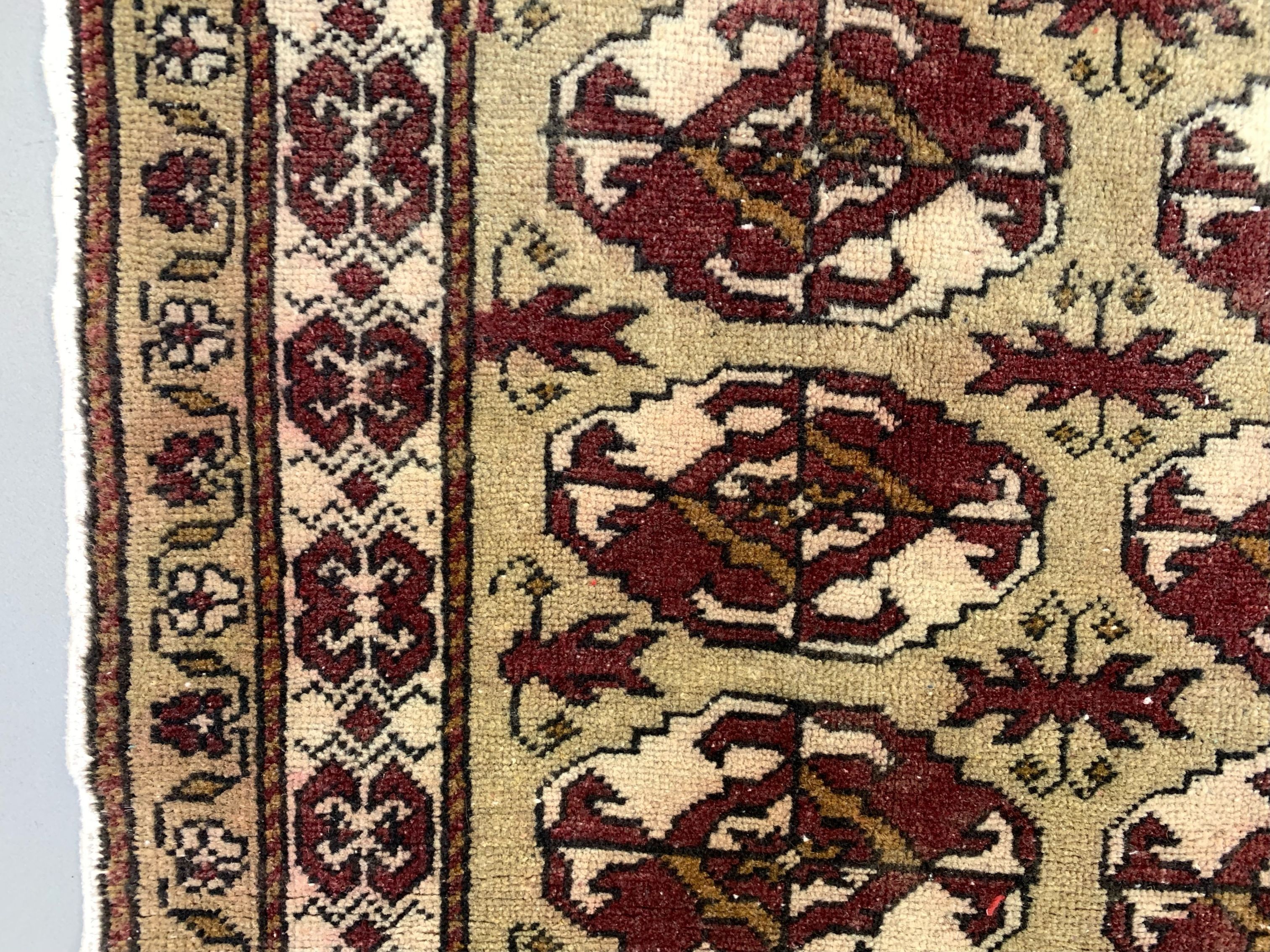 Vintage turkish rug 225x131 cm