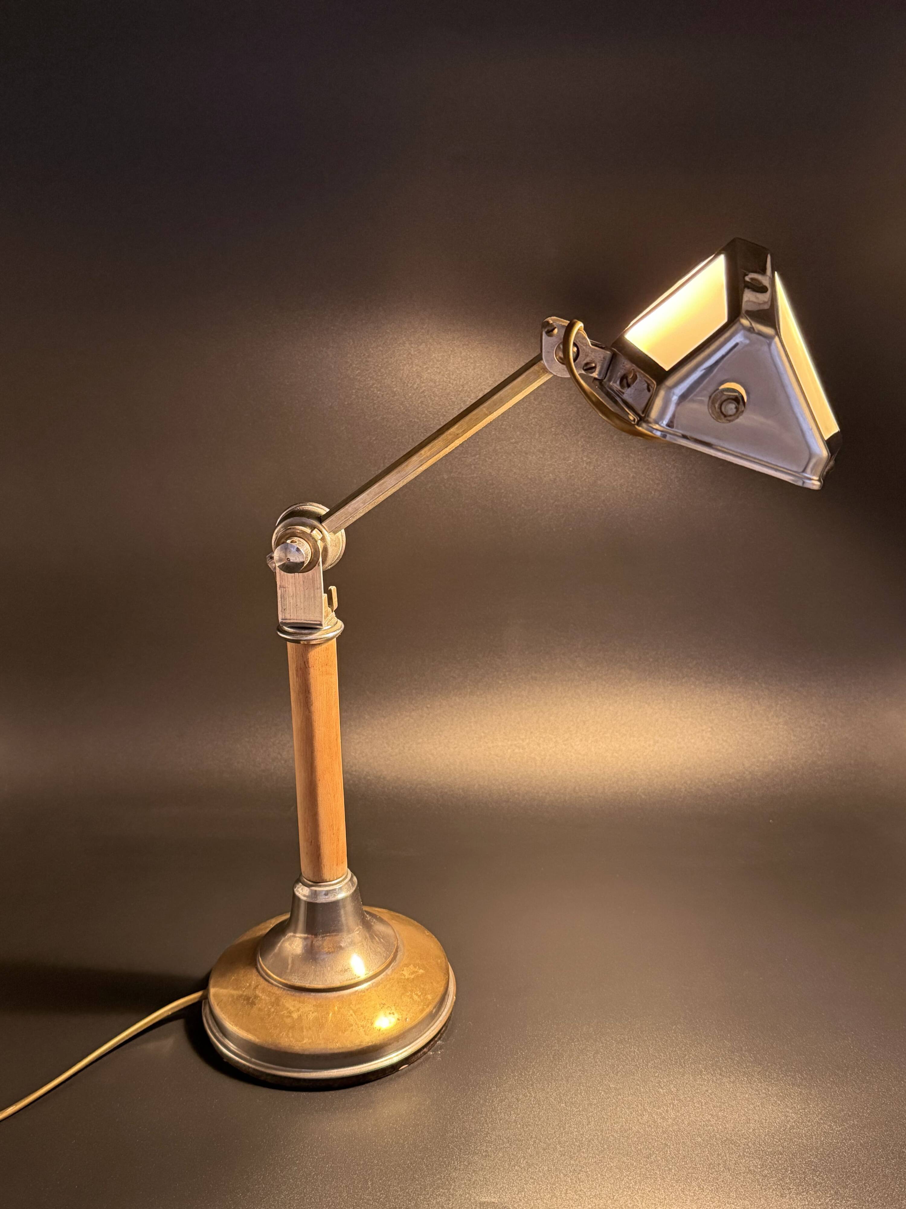 Art Deco desk lamp Pirouett chrome, brass and wood, 1930