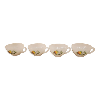 4 tasses vintage arcopal