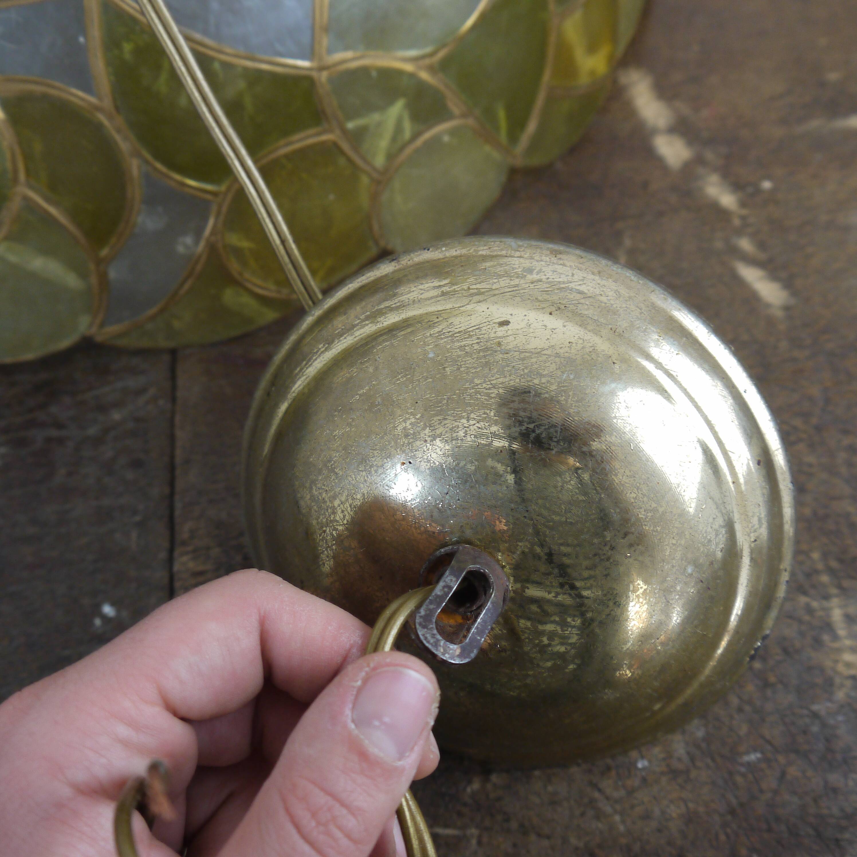 Large hanging in green mother-of-pearl and brass