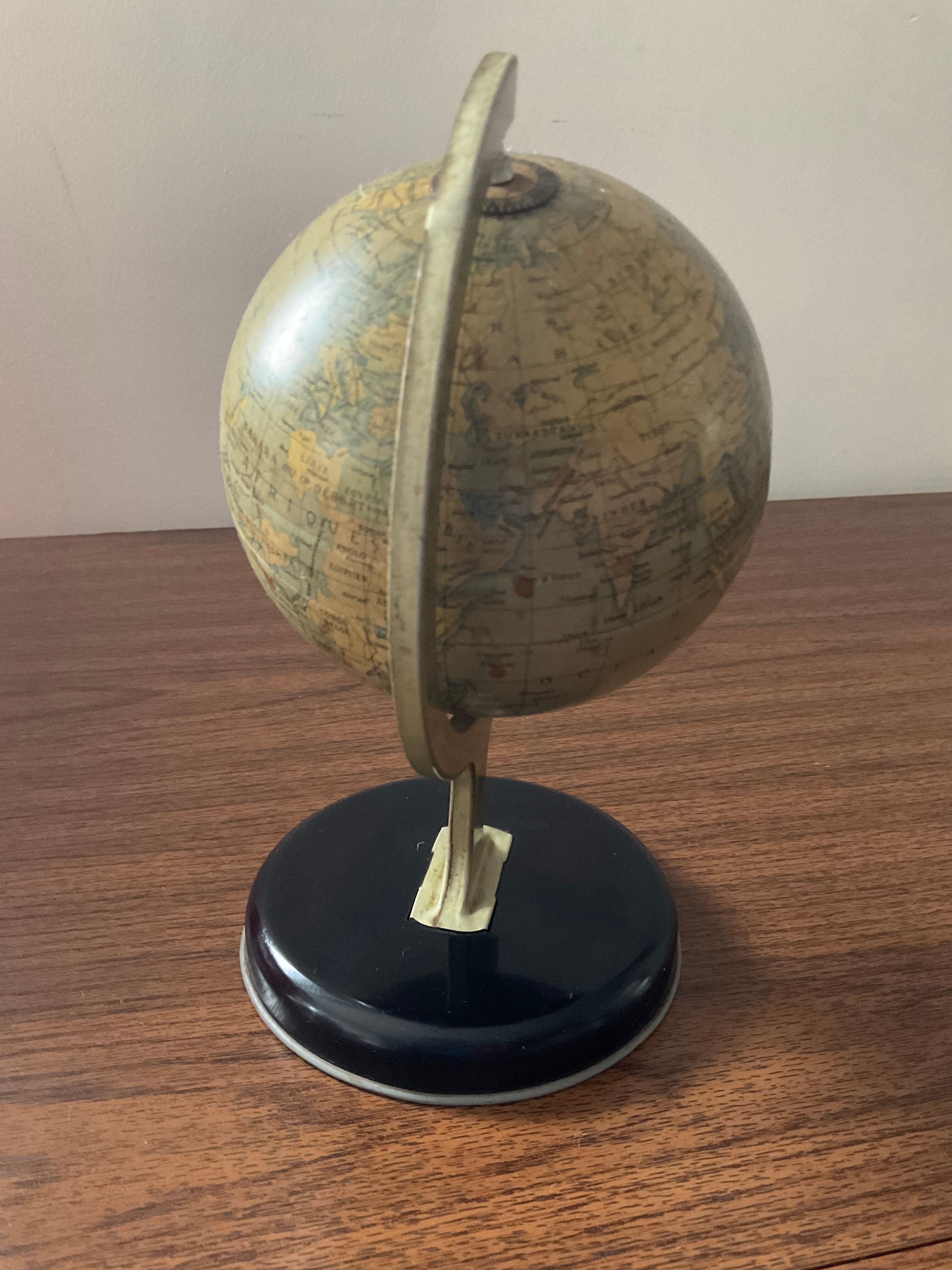 Vintage metal world map 60s-70s