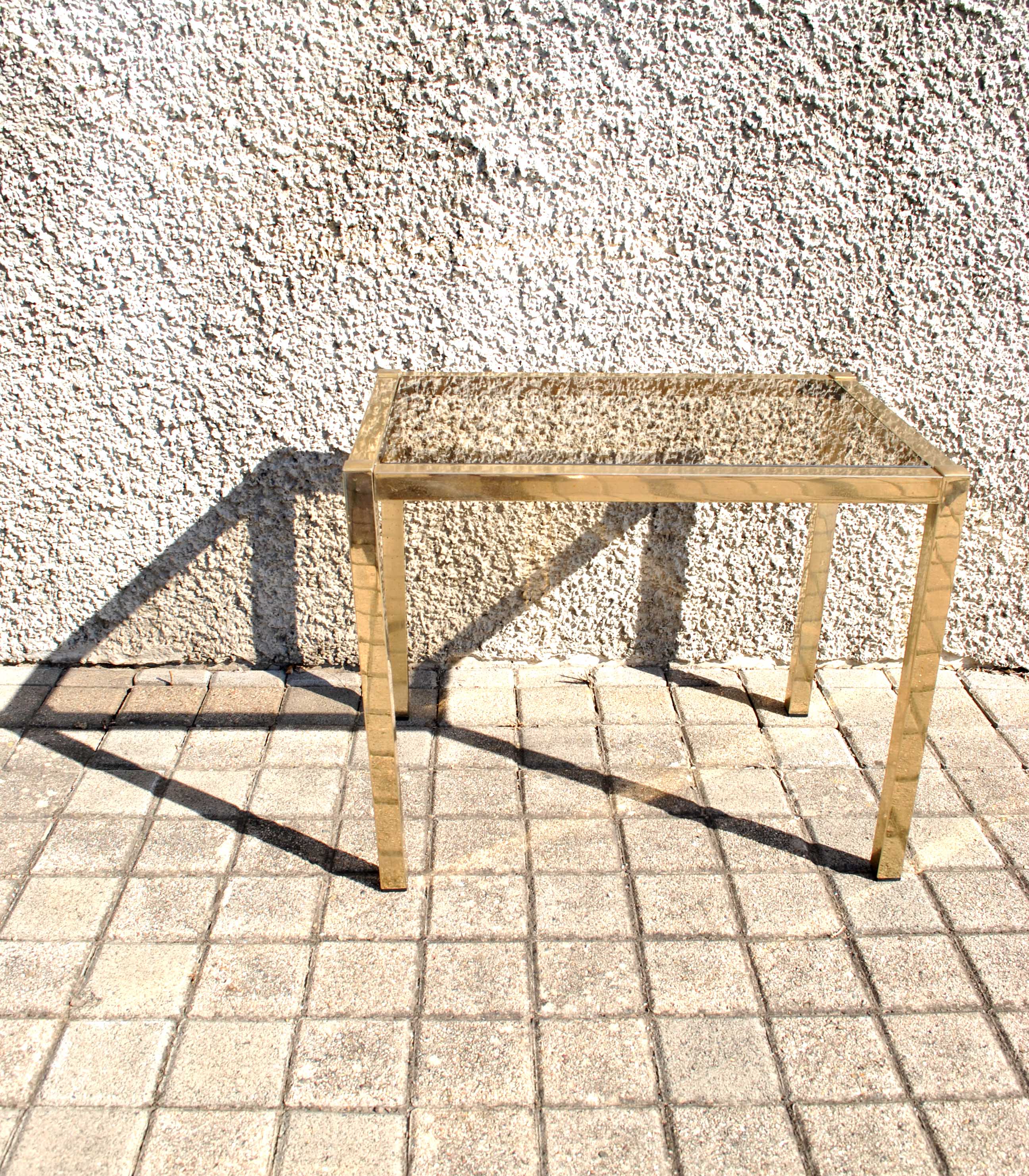 Coffee table in gilded brass and smoked glass vintage design 1960-1970