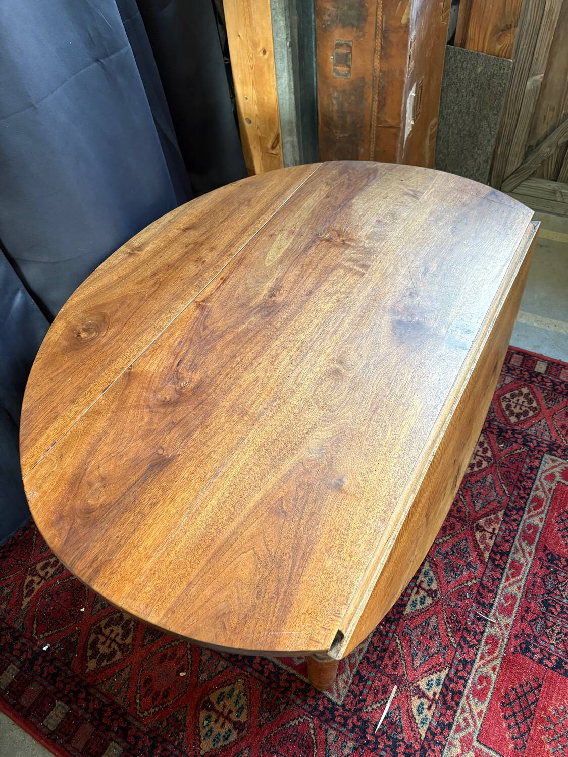 Table basse ovale à rabats