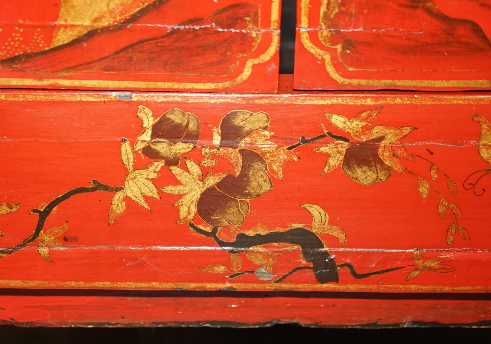 Armoirechinoise antique laquée à la main, grande armoire latérale