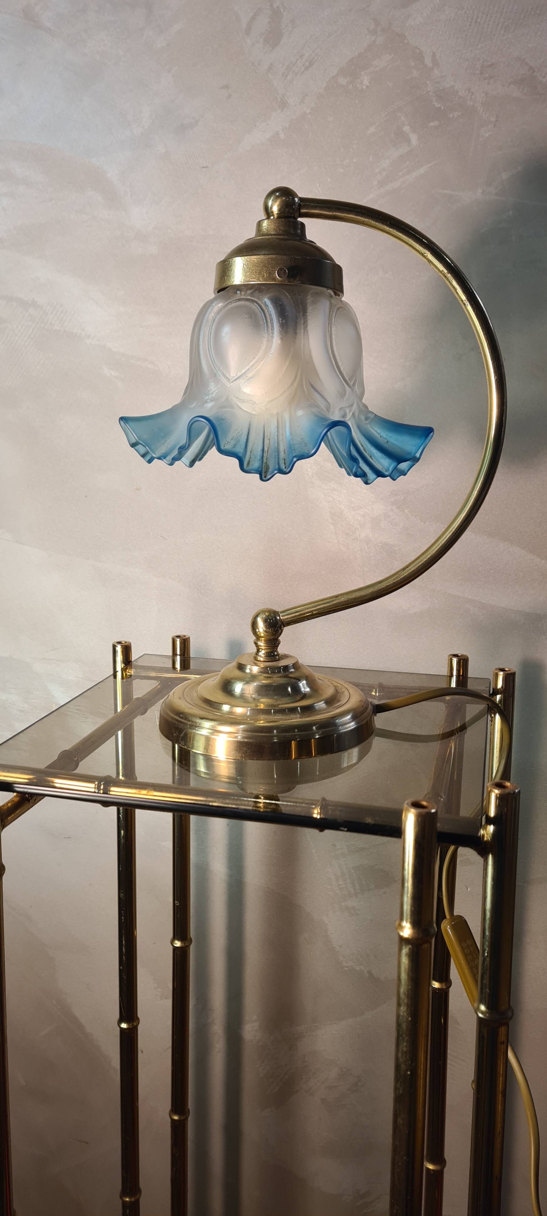 small brass lamp 29x20 pretty tulip lace glass elec ok