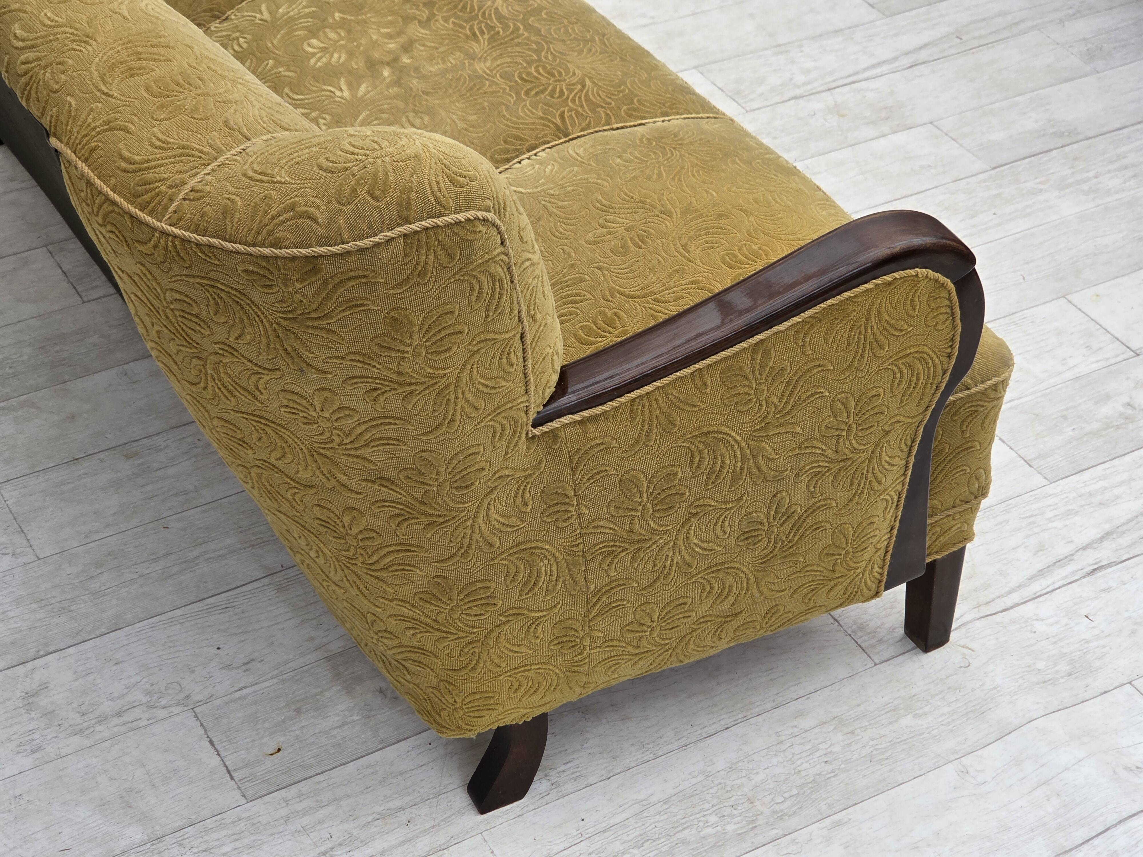 1960s, Danish 3-seater sofa, original condition, wool/cotton fabric.