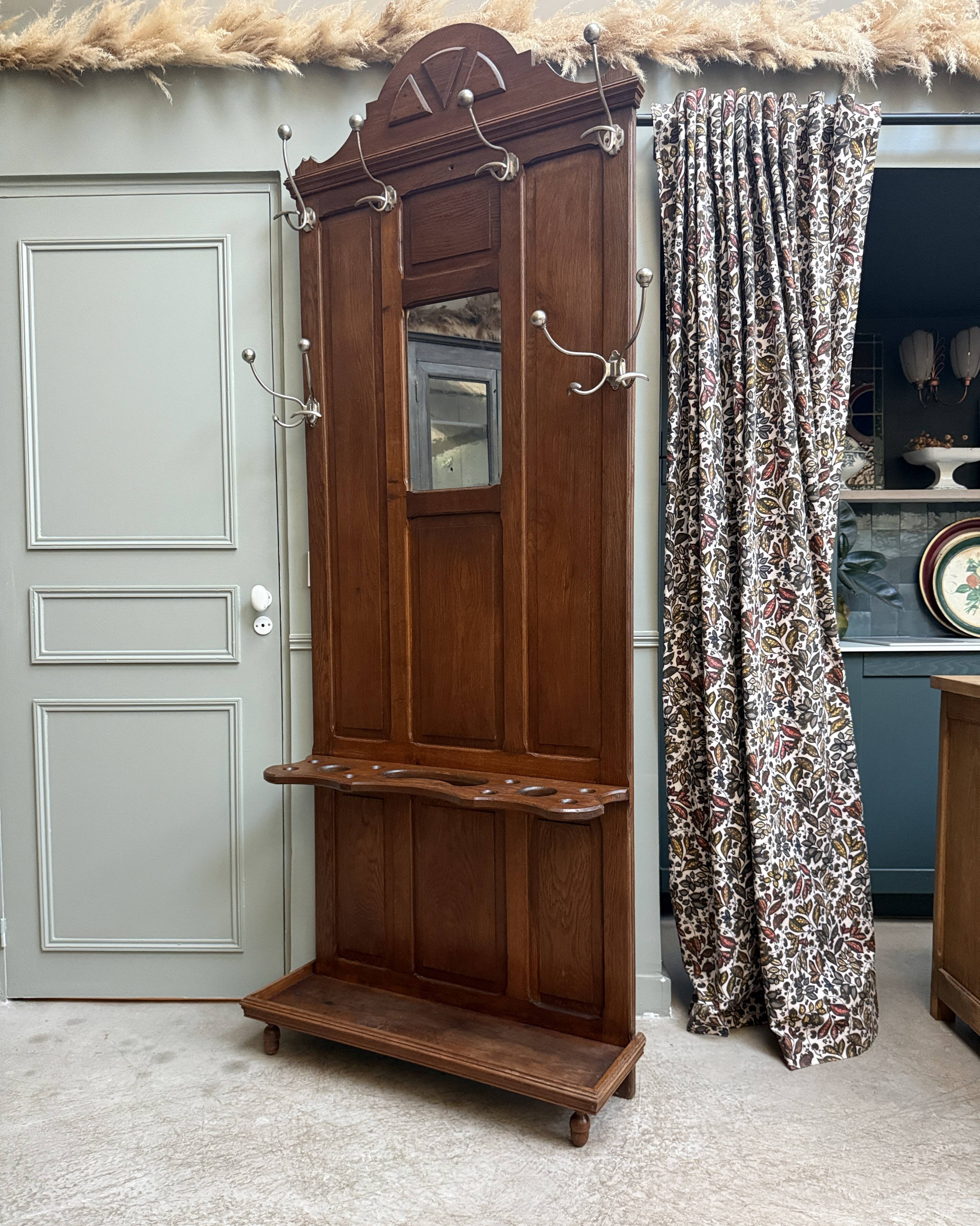 Antique oak entrance wardrobe