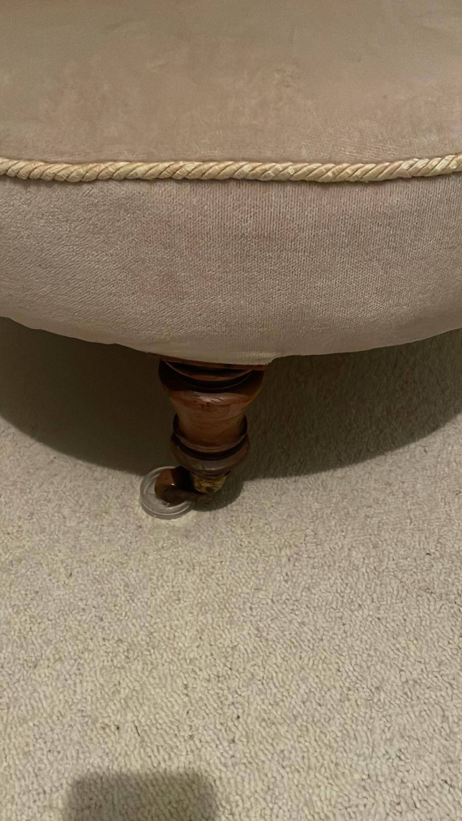 English confidant sofa