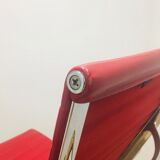 Chaise en aluminium EA116 de Charles & Ray Eames