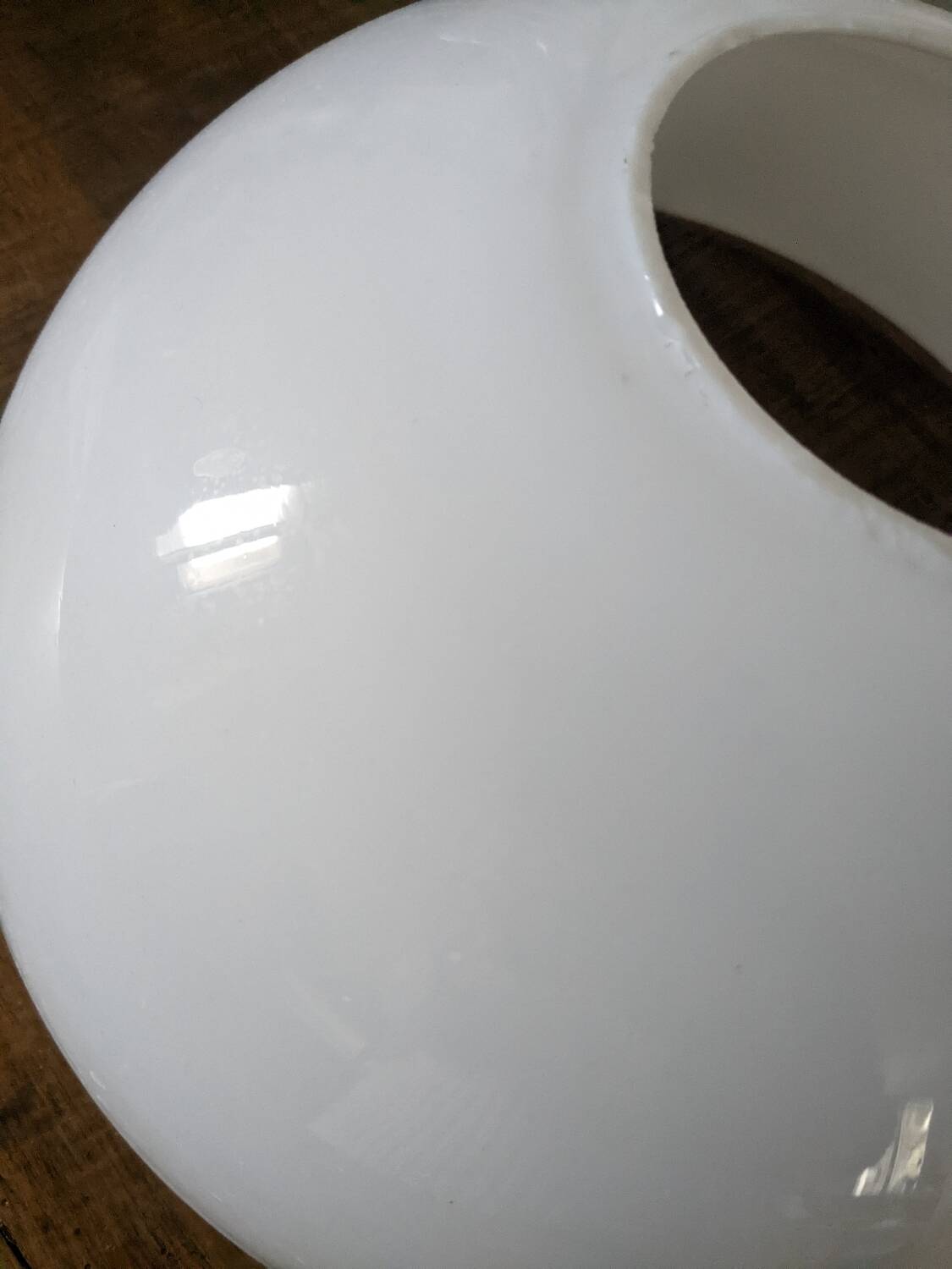 Suspension en opaline