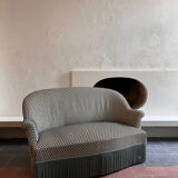 Toad sofa