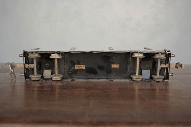 French toy locomotive Heller