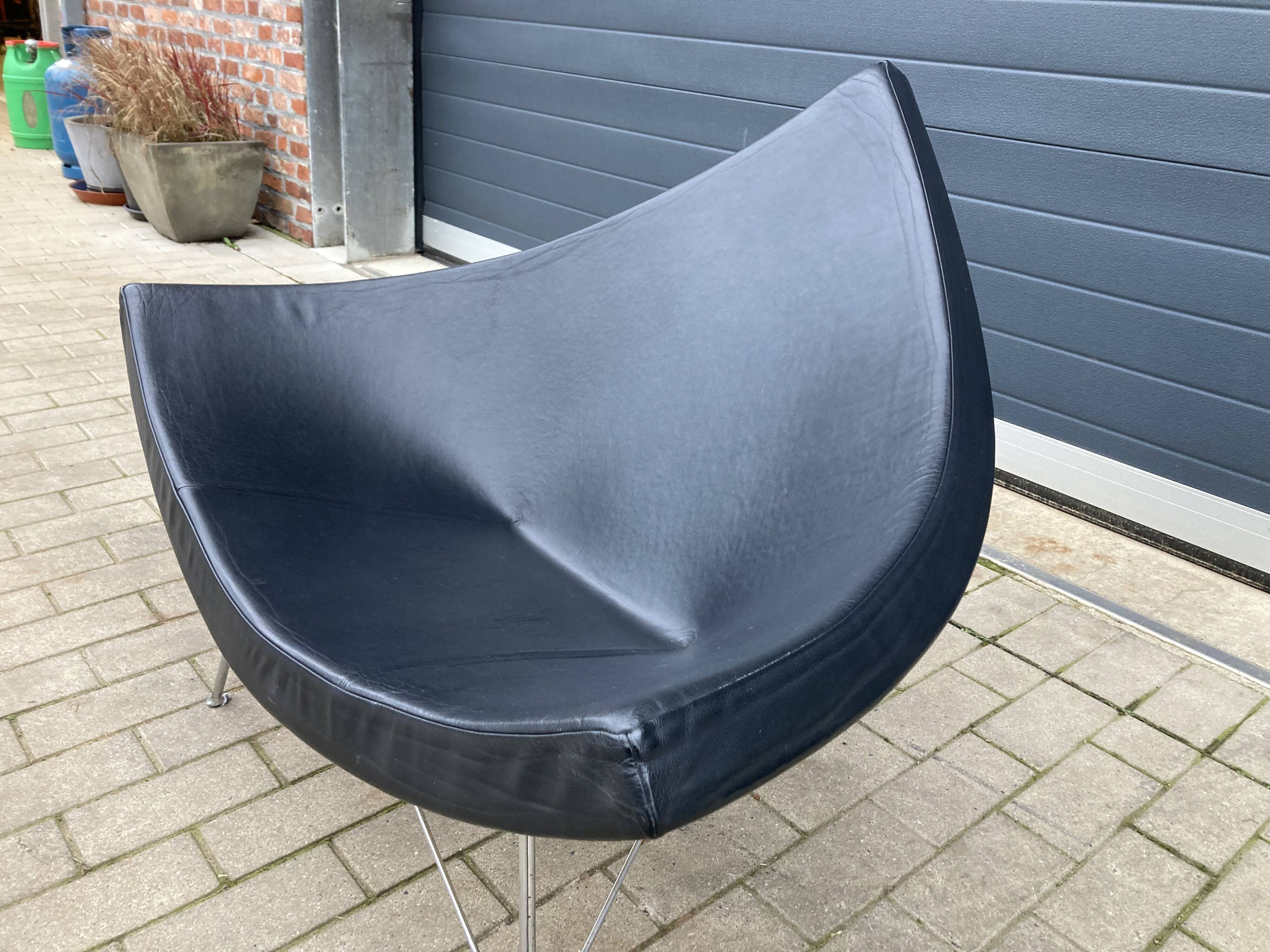 Vitra Coconut Chair de George Nelson, cuir noir