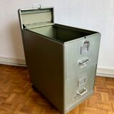 YAC industrial furniture with castors