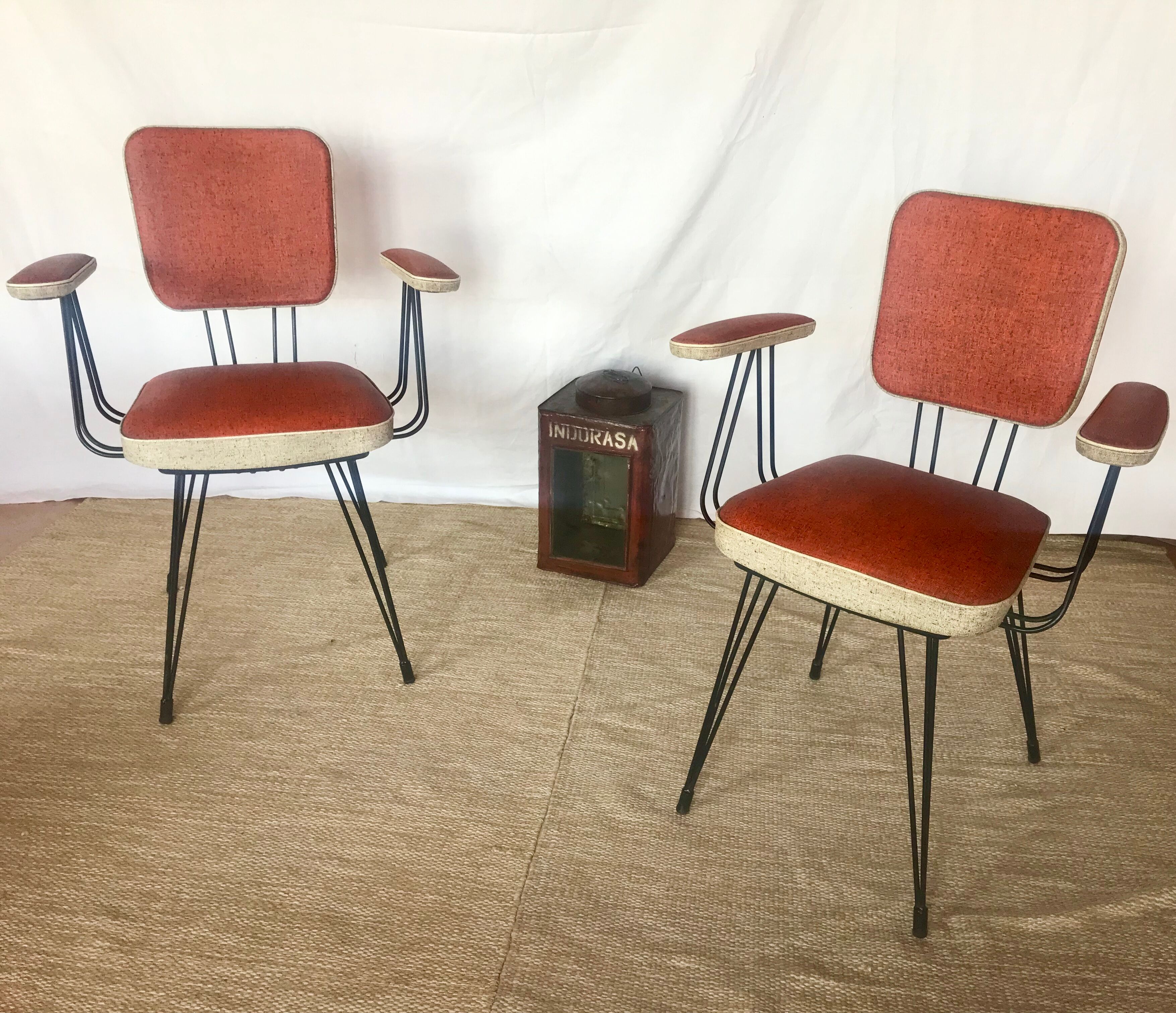 Paire de fauteuils années 50/60