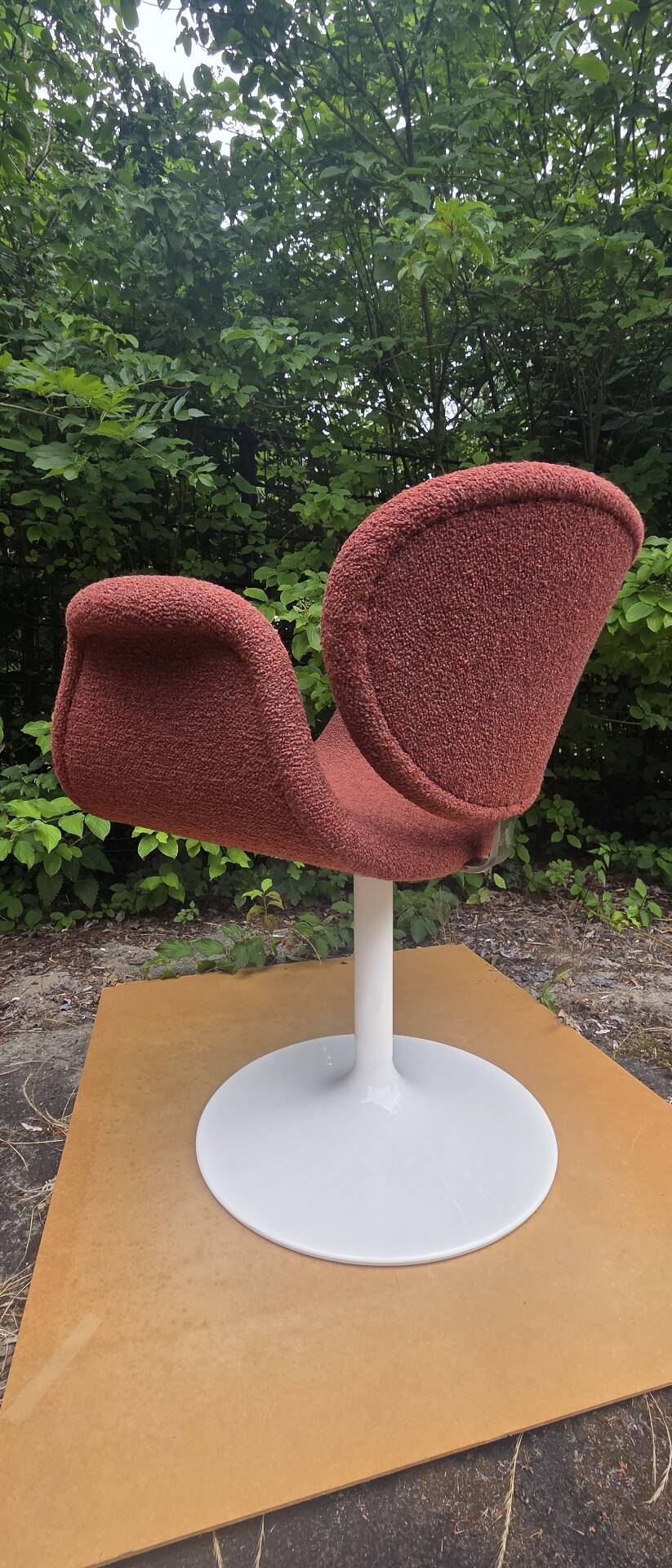 Set of Pierre Paulin Little Tulip chairs by Artifort