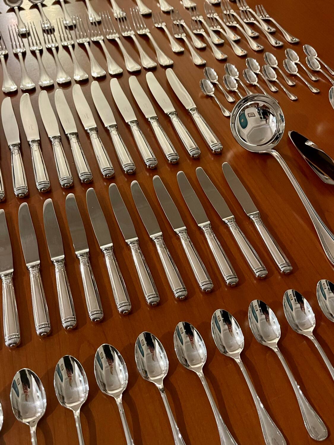 Christofle malmaison cutlery 88 pieces new condition