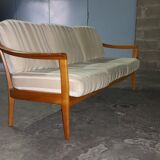 Scandinavian years 50 60 Knoll sofa
