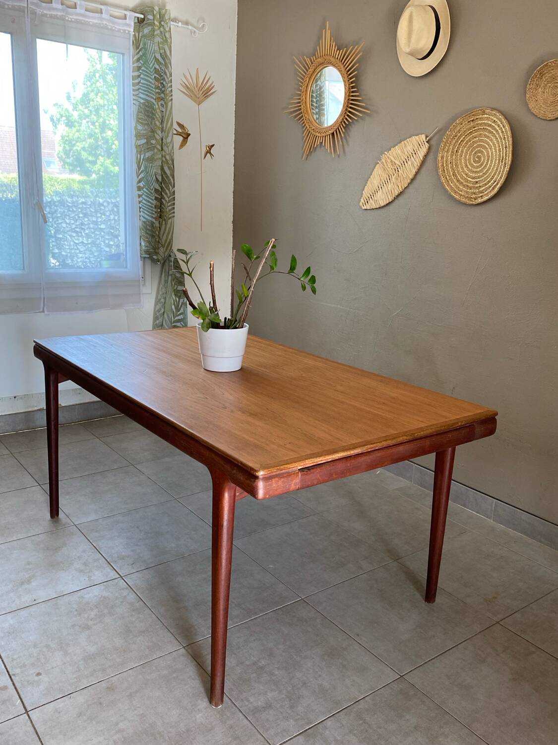 Vintage extendable teak table