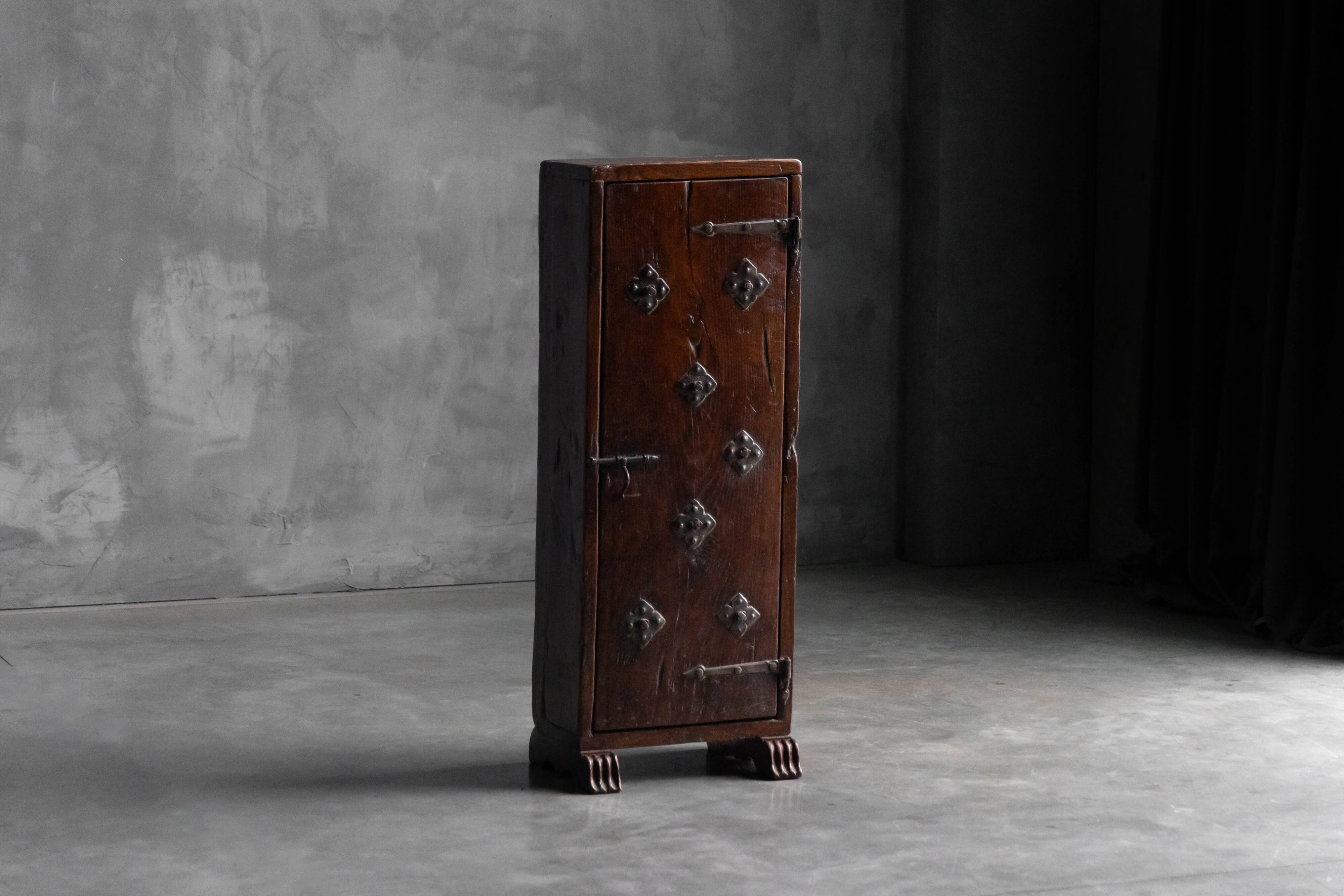 Cabinet vernaculaire, France, XVIIIe siècle