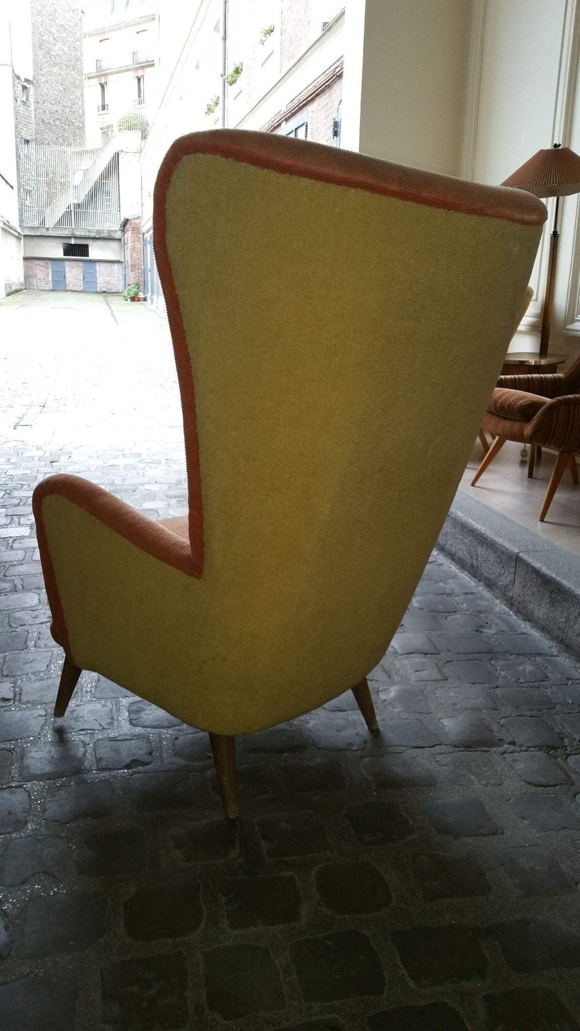Fauteuil a oreilles bergere "Queen" années 50 60