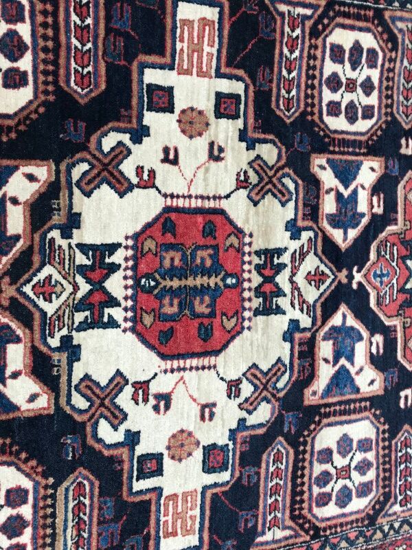 Carpet vintage Caucasian Chirwan done hand 140 X 210 CM