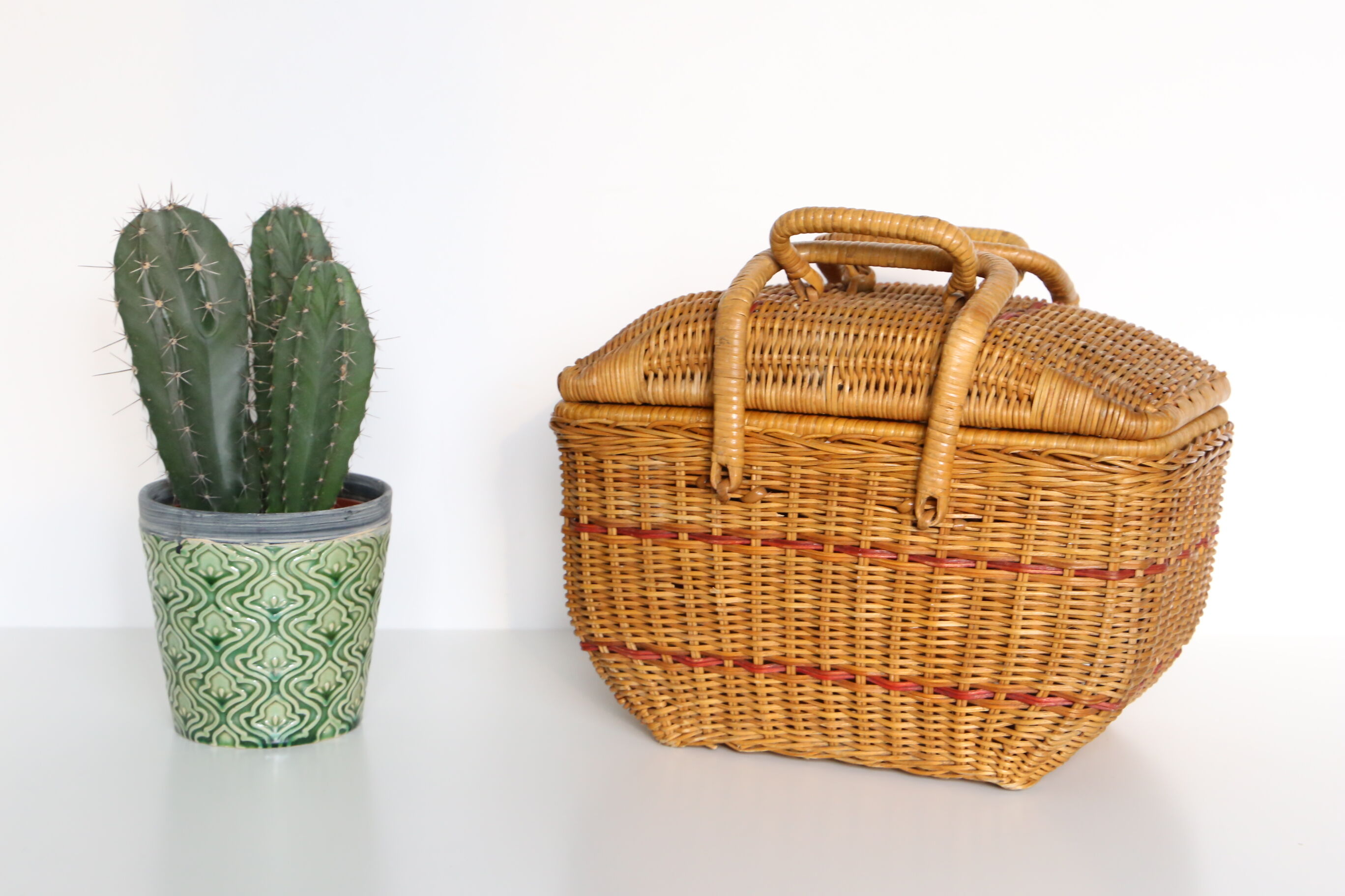Wicker basket, picnic basket