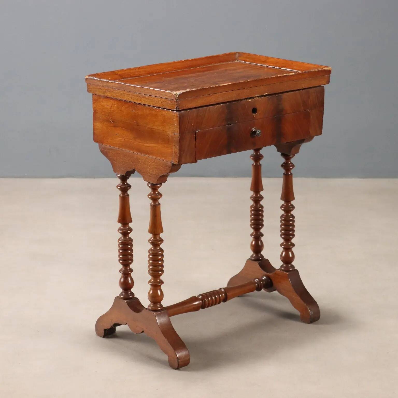 Antique mahogany sewing table with drawer, Italy, 19th century