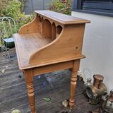 English style pine desk