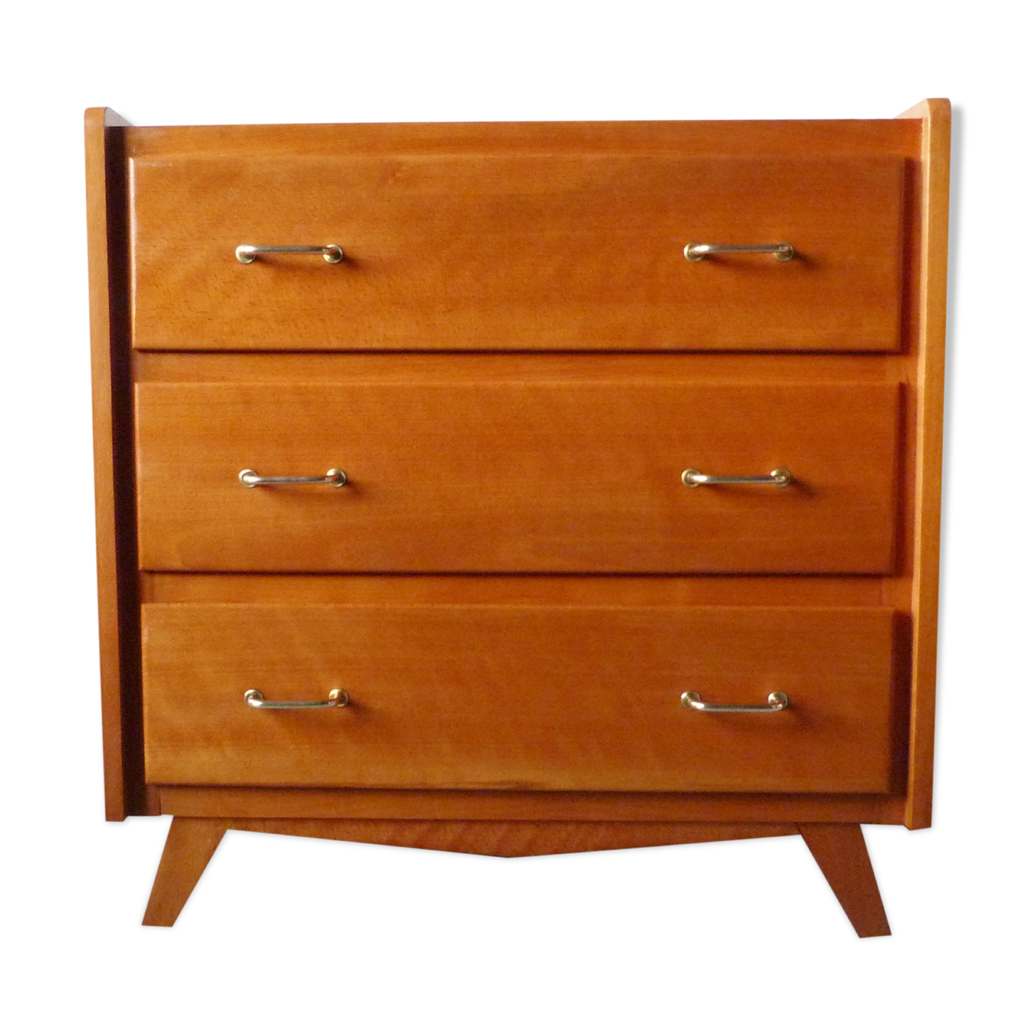 Dresser compass feet