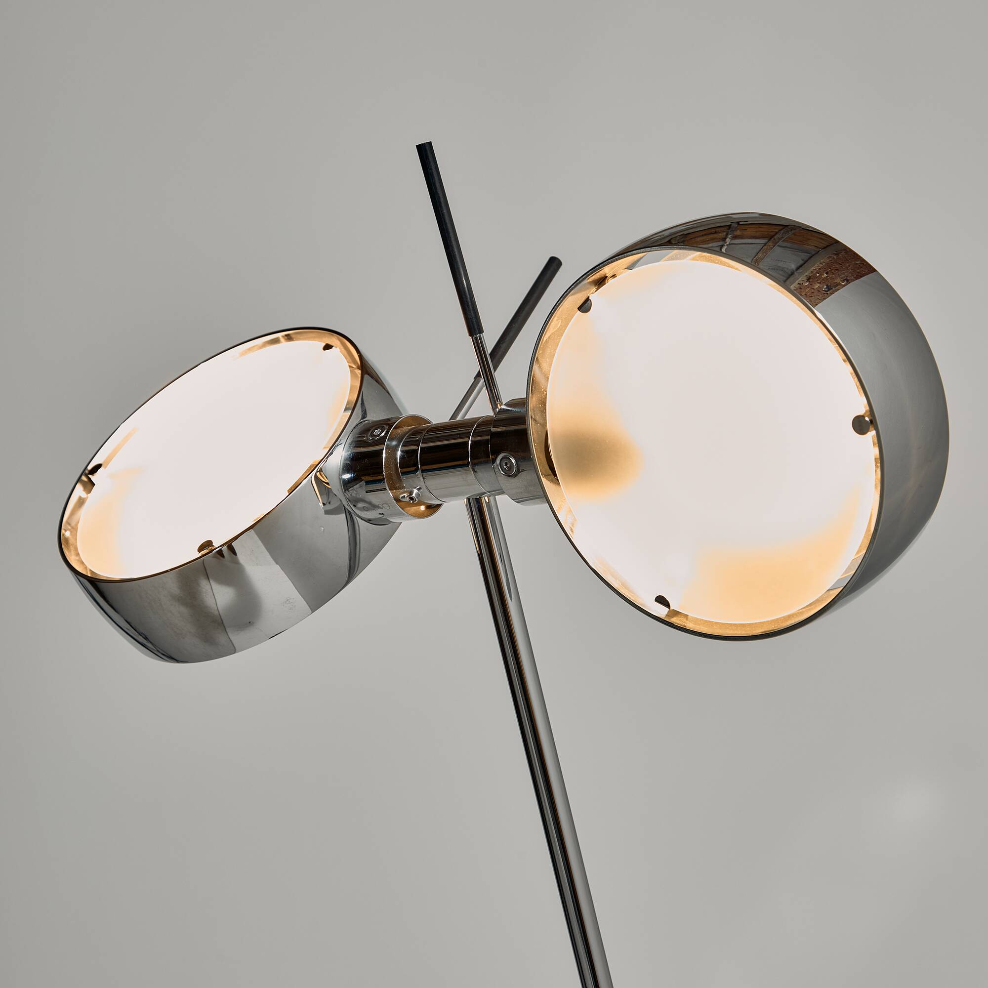 Sento terra floor lamp by Axel Meise & Christoph Kügler for Occhio