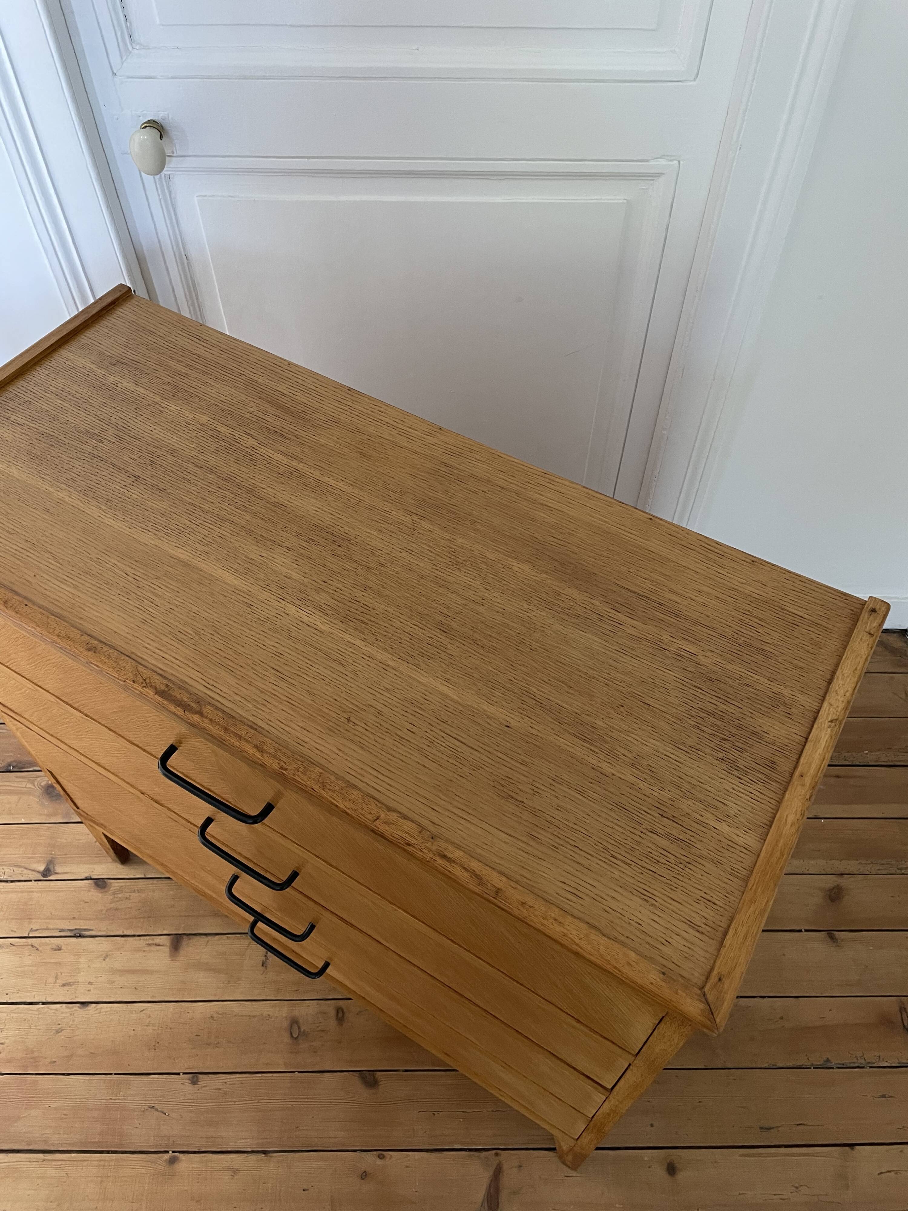 Commode vintage, vers 1960