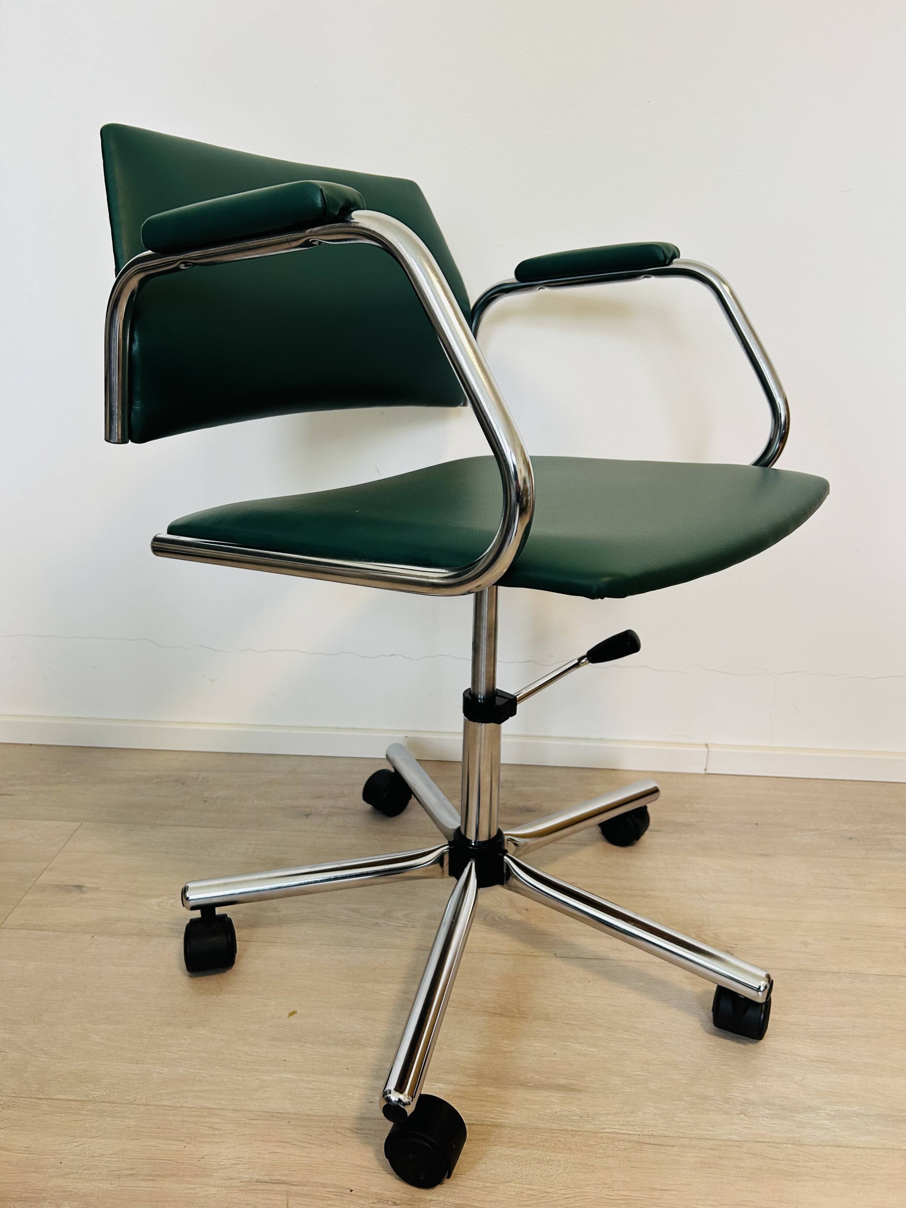 Fully Restored Kovona Office Chair K-385, Czechoslovakia 1970’s