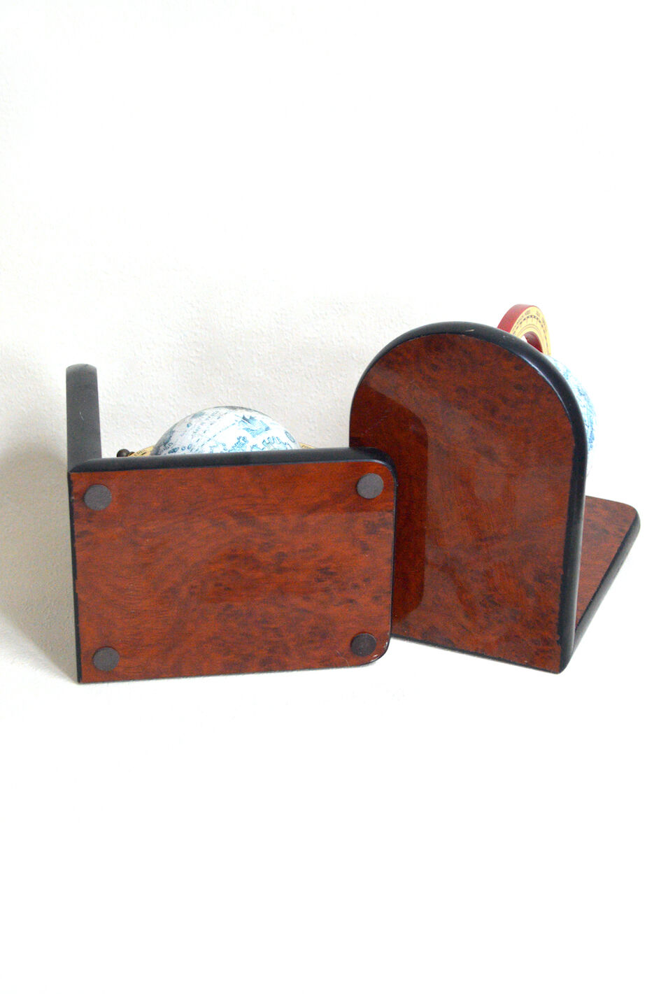 Pair of vintage bookends globes