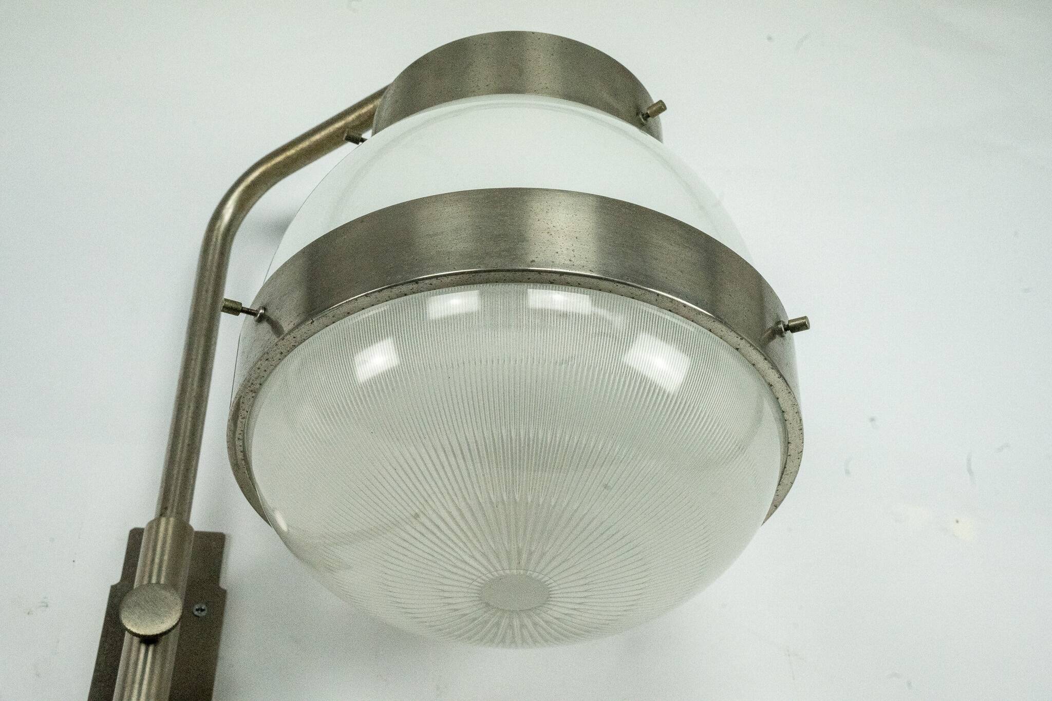 Pair of Delta wall lamps by Sergio Mazza for Artemide. Italy 1960sPair of D